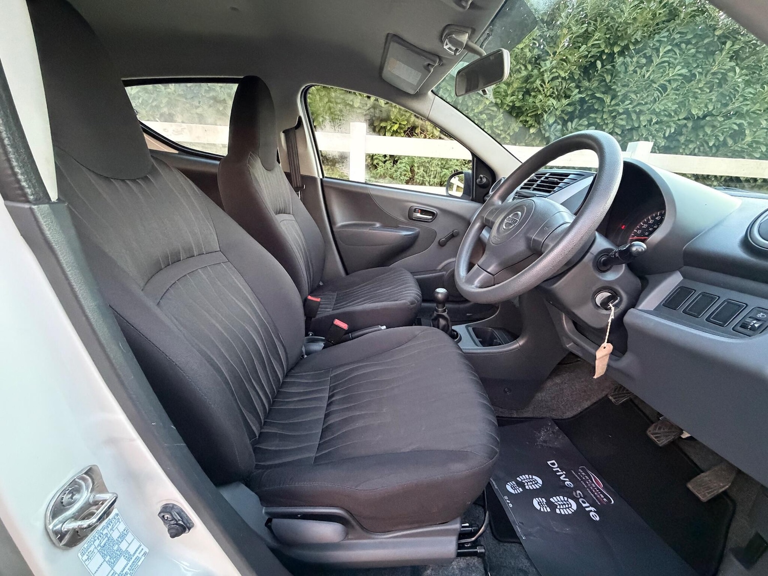 Used Nissan Pixo 2012 for sale - 76850272: Photo 16