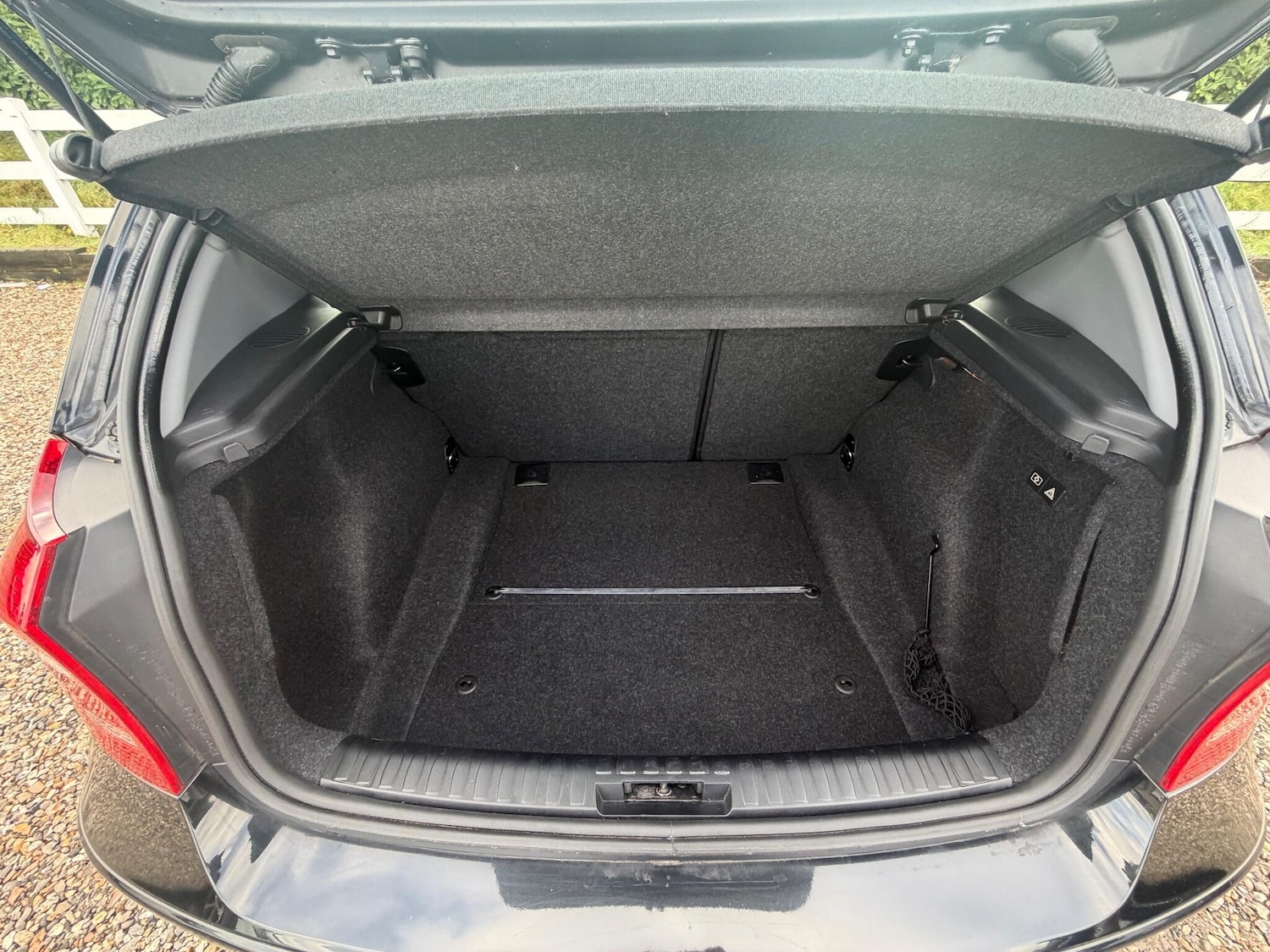 Used BMW 1 Series 2011 for sale - 76942468: Photo 32