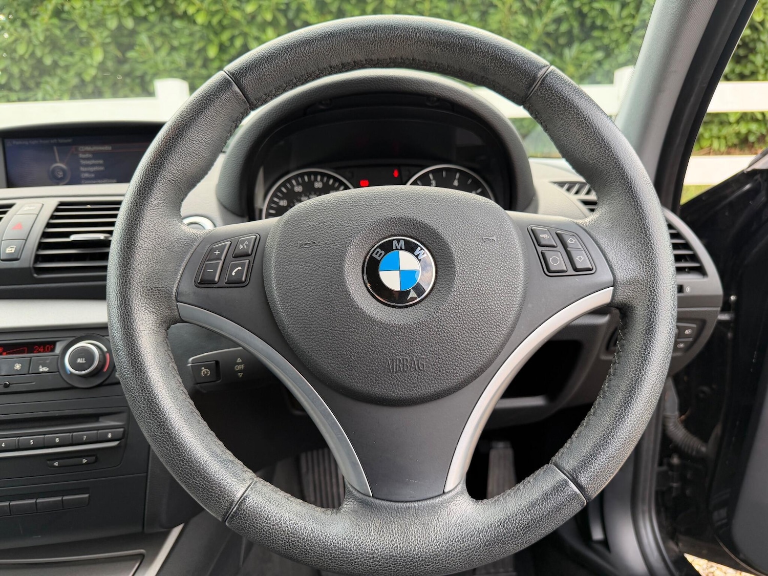 Used BMW 1 Series 2011 for sale - 76942468: Photo 33