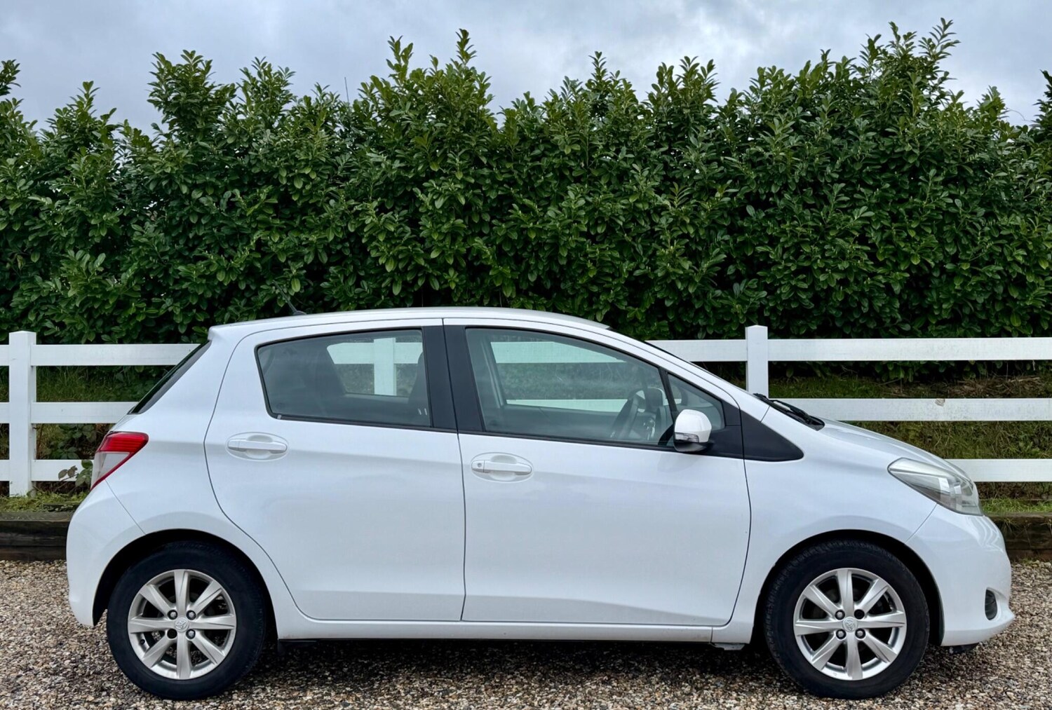 Used Toyota Yaris for sale - 77484365: Photo 15