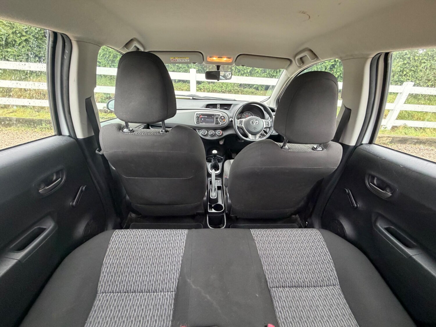 Used Toyota Yaris for sale - 77484365: Photo 24