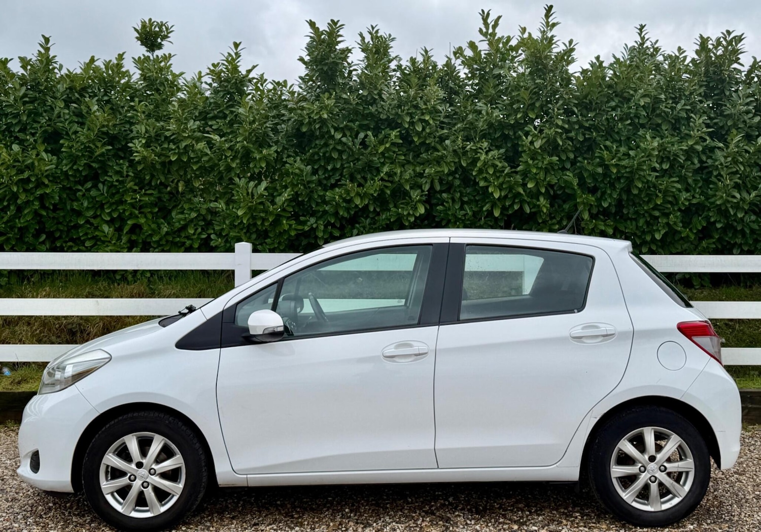 Used Toyota Yaris for sale - 77484365: Photo 3