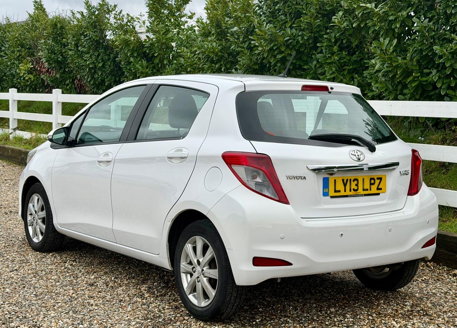 Used Toyota Yaris for sale - 77484365: Photo 4