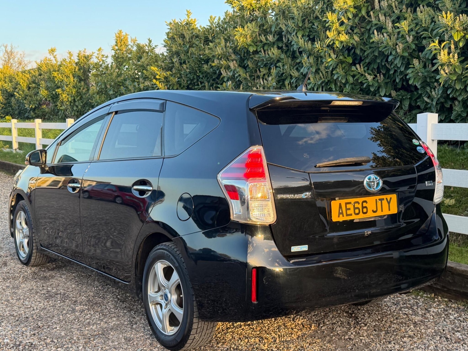 Used Toyota Prius 2025 for sale - 78057616: Photo 8