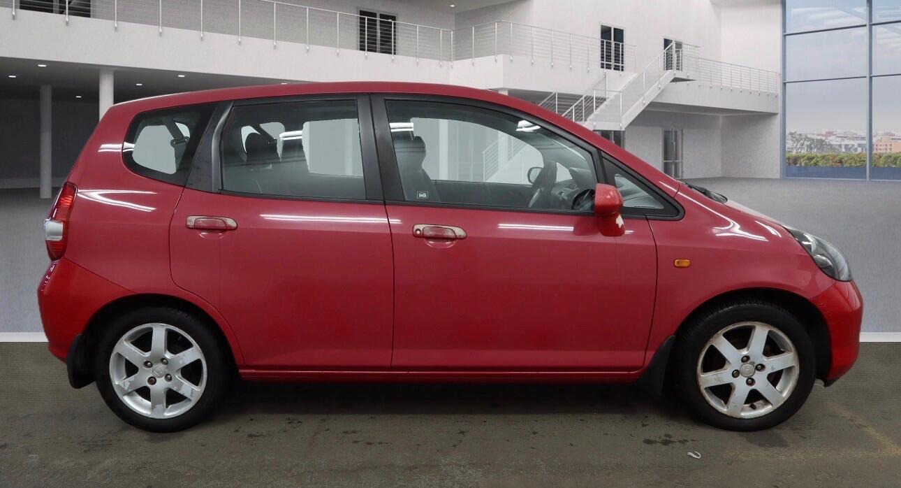 Used Honda Jazz 2003 for sale - 77377693: Photo 3