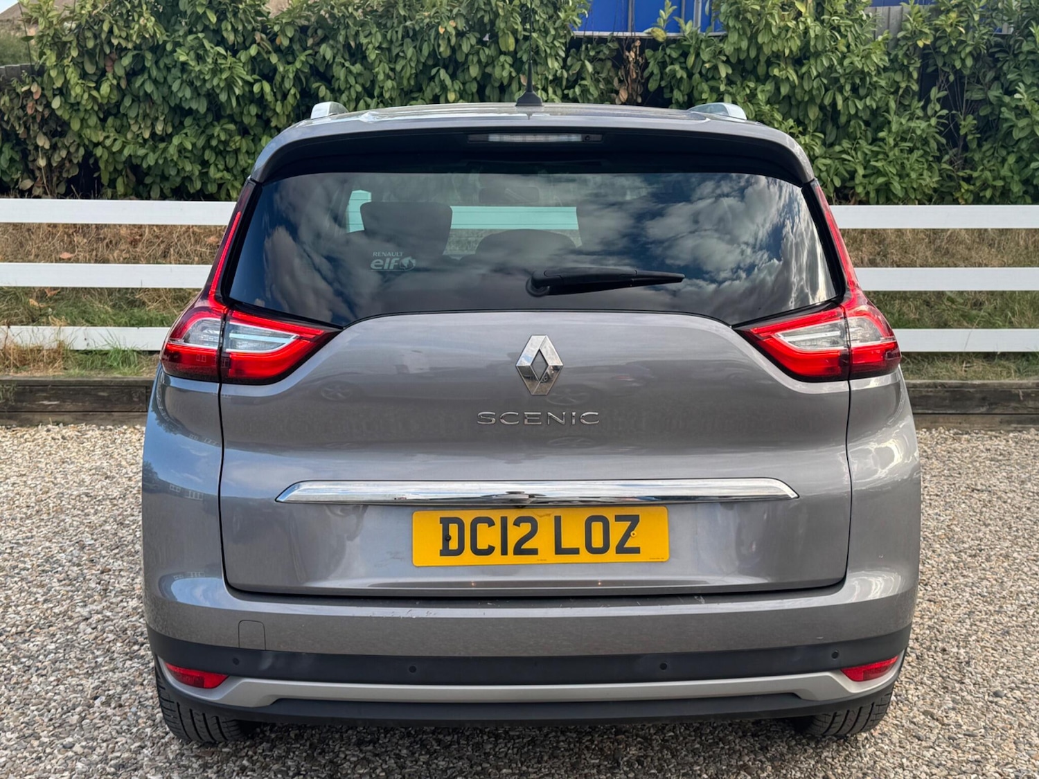 Used Renault Grand Scenic 2017 for sale - 76987619: Photo 3