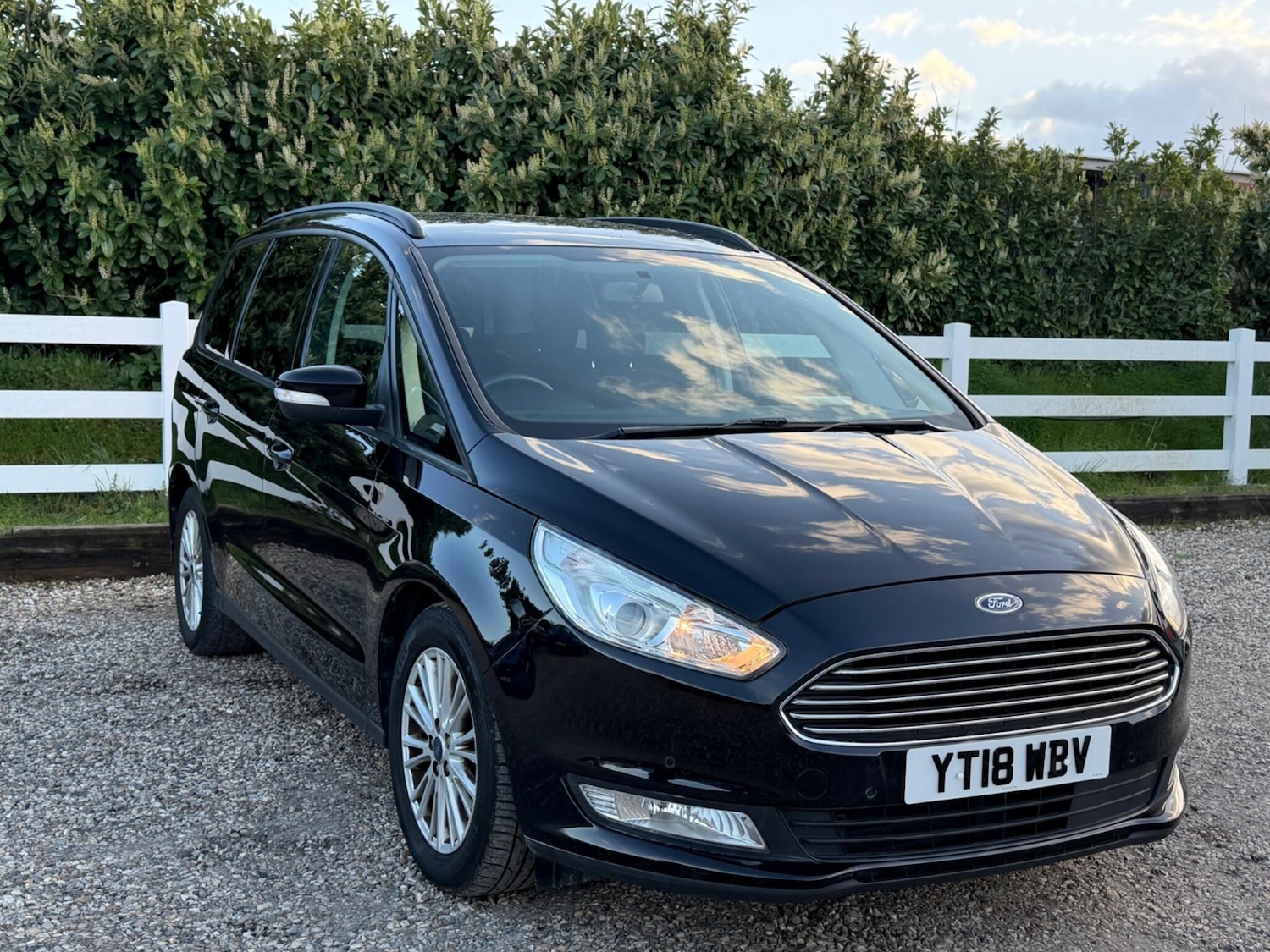 Used Ford Galaxy 2018 for sale - 78062861: Photo 3