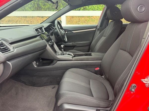 Used Honda Civic 2018 for sale - 75563787: Photo 18