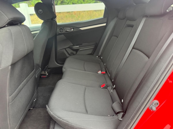 Used Honda Civic 2018 for sale - 75563787: Photo 19
