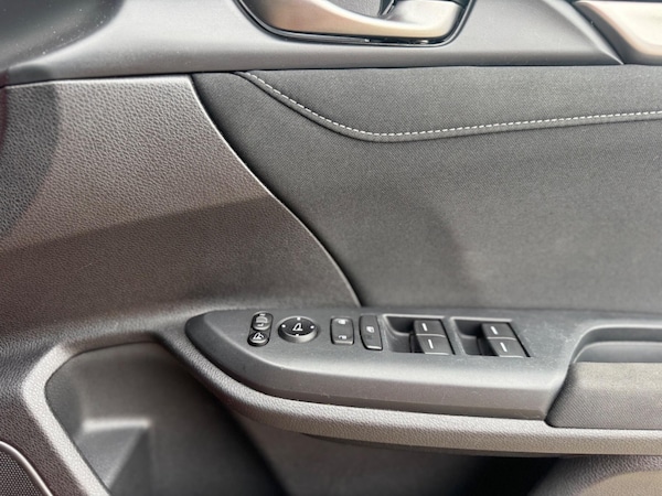 Used Honda Civic 2018 for sale - 75563787: Photo 31