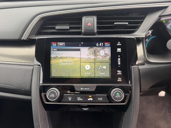 Used Honda Civic 2018 for sale - 75563787: Photo 32
