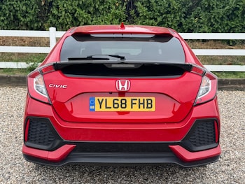 Used Honda Civic 2018 for sale - 75563787: Photo