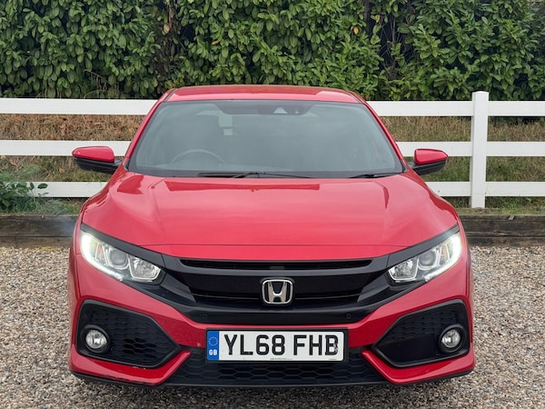 Used Honda Civic 2018 for sale - 75563787: Photo 4