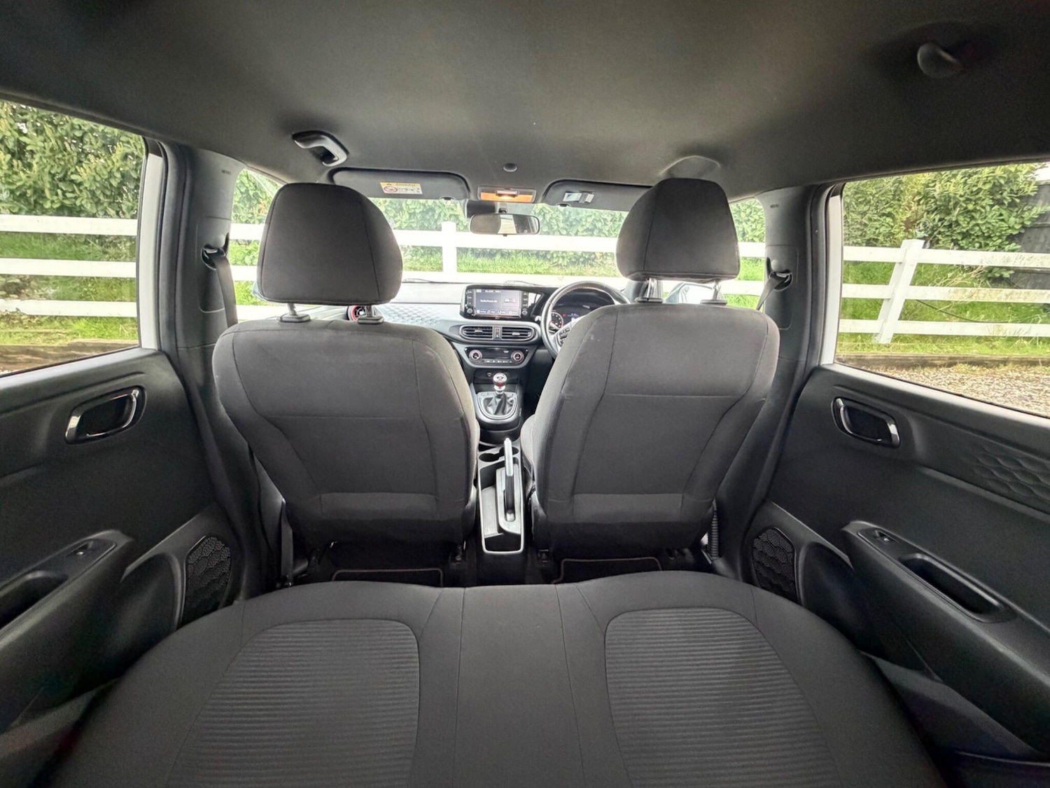 Used Hyundai i10 2022 for sale - 77982595: Photo 27