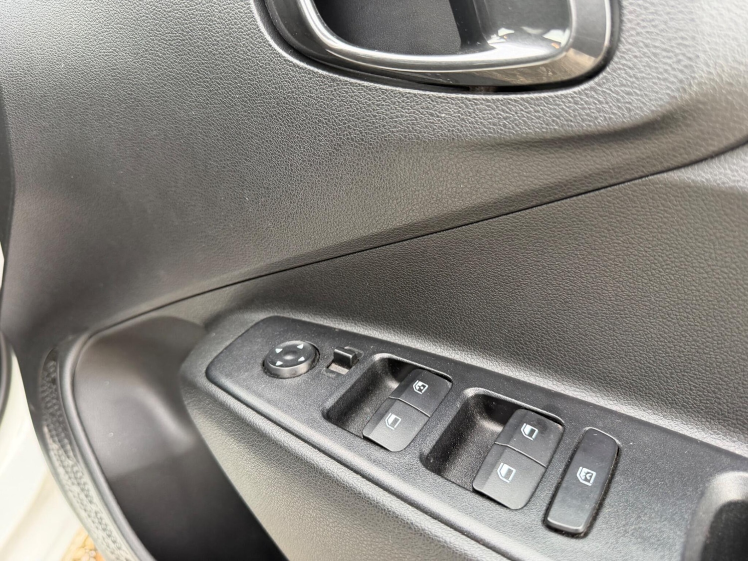 Used Hyundai i10 2022 for sale - 77982595: Photo 28