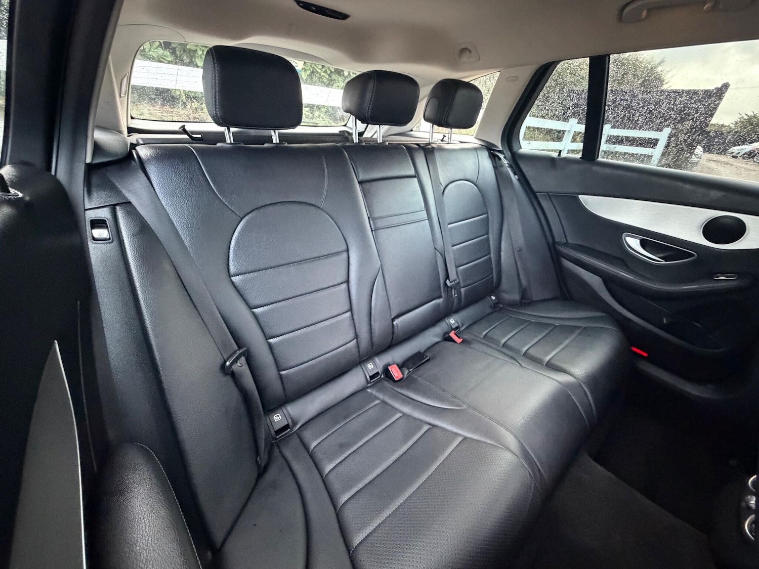 Used Mercedes-Benz C Class 2017 for sale - 76992402: Photo 17