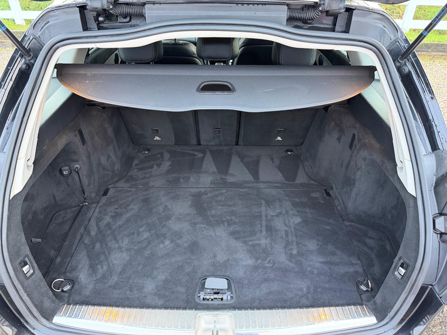 Used Mercedes-Benz C Class 2017 for sale - 76992402: Photo 33