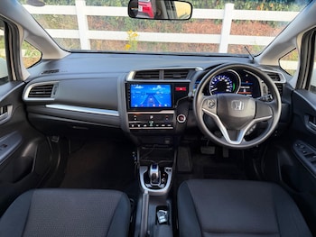 Used Honda Jazz 2014 for sale - 79192101: Photo