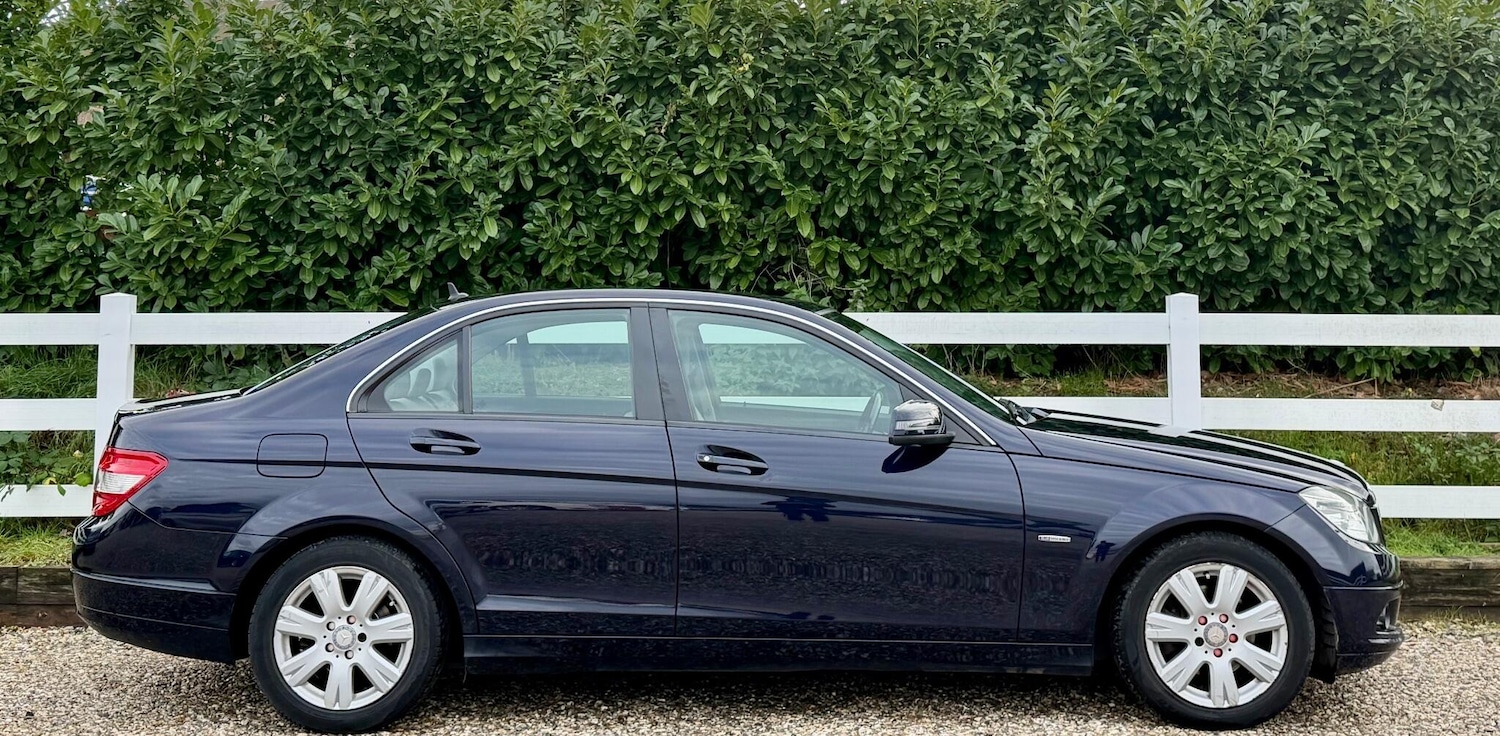 Used Mercedes-Benz C Class 2010 for sale - 76561277: Photo 12