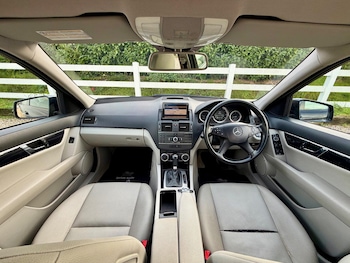 Used Mercedes-Benz C Class 2010 for sale - 76561277: Photo