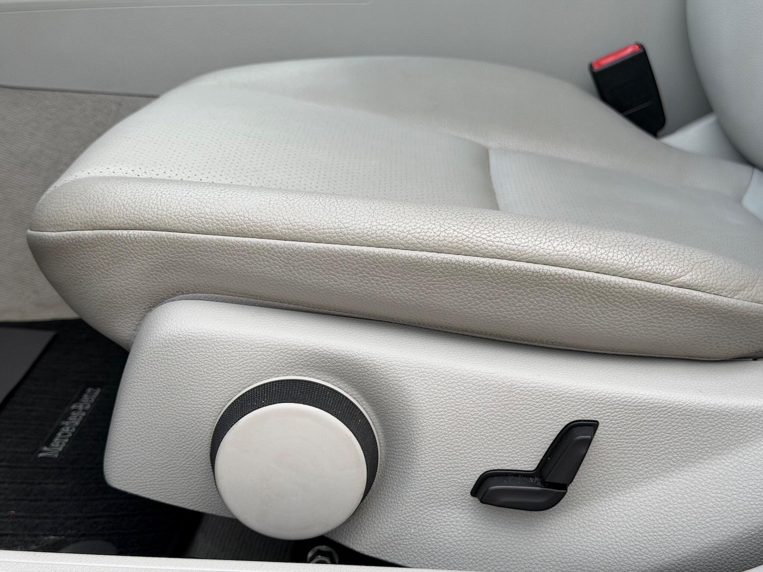 Used Mercedes-Benz C Class 2010 for sale - 76561277: Photo 32