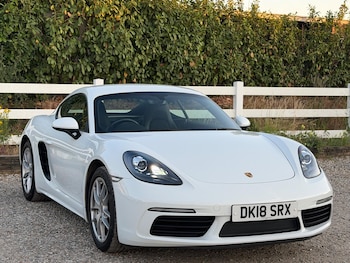Used Porsche Cayman 2018 for sale - 79192310: Photo