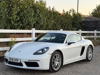 Used Porsche Cayman 2018 for sale - 79192310: Photo