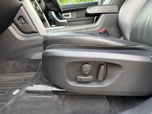 Used Land Rover Discovery Sport 2018 for sale - 76327017: Photo 16