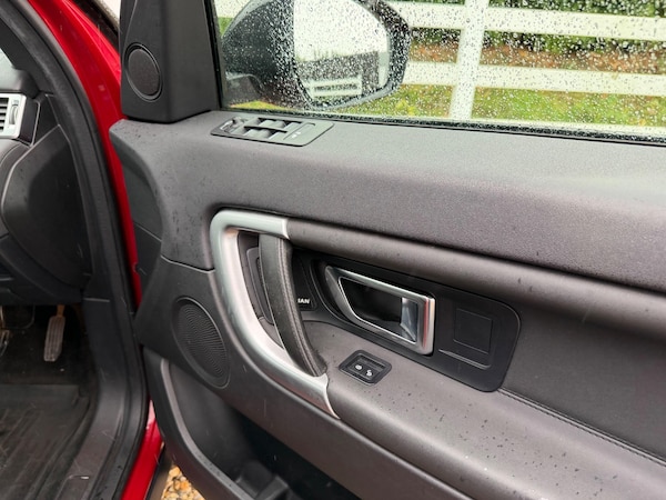 Used Land Rover Discovery Sport 2018 for sale - 76327017: Photo 28