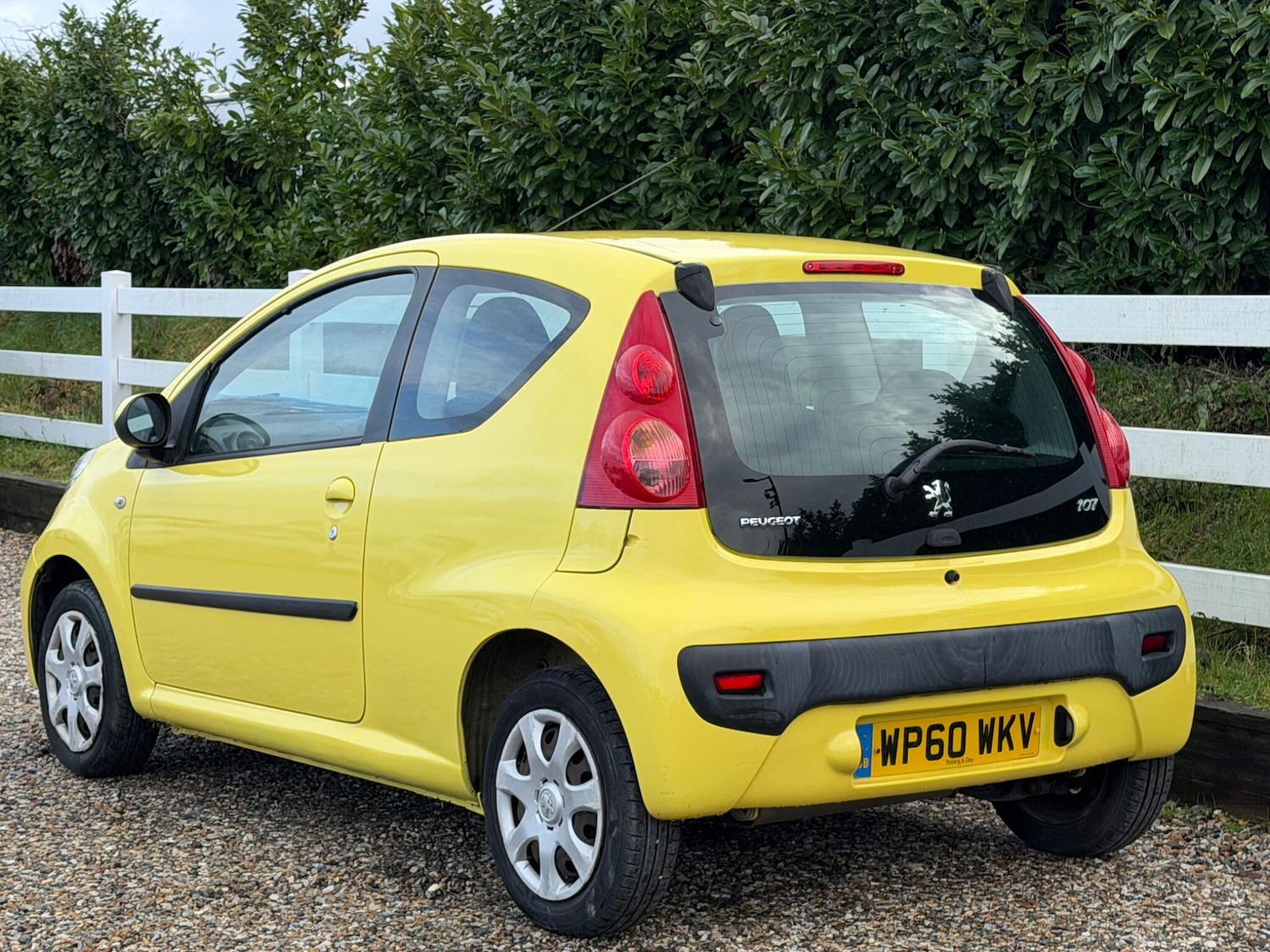 Used Peugeot 107 2011 for sale - 77320308: Photo 5