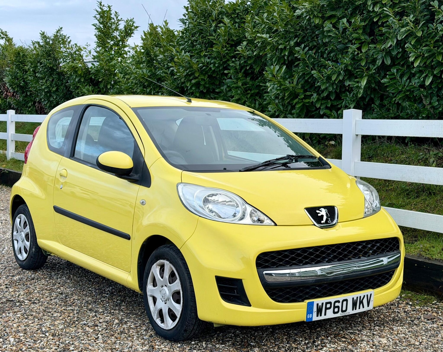 Used Peugeot 107 2011 for sale - 77320308: Photo 6