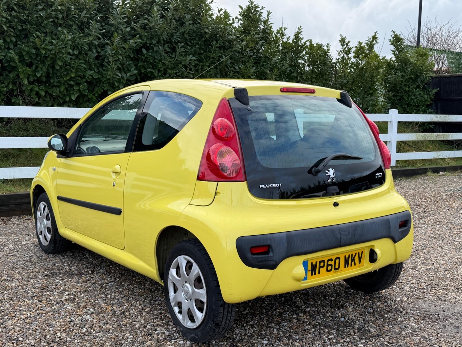 Used Peugeot 107 2011 for sale - 77320308: Photo 8