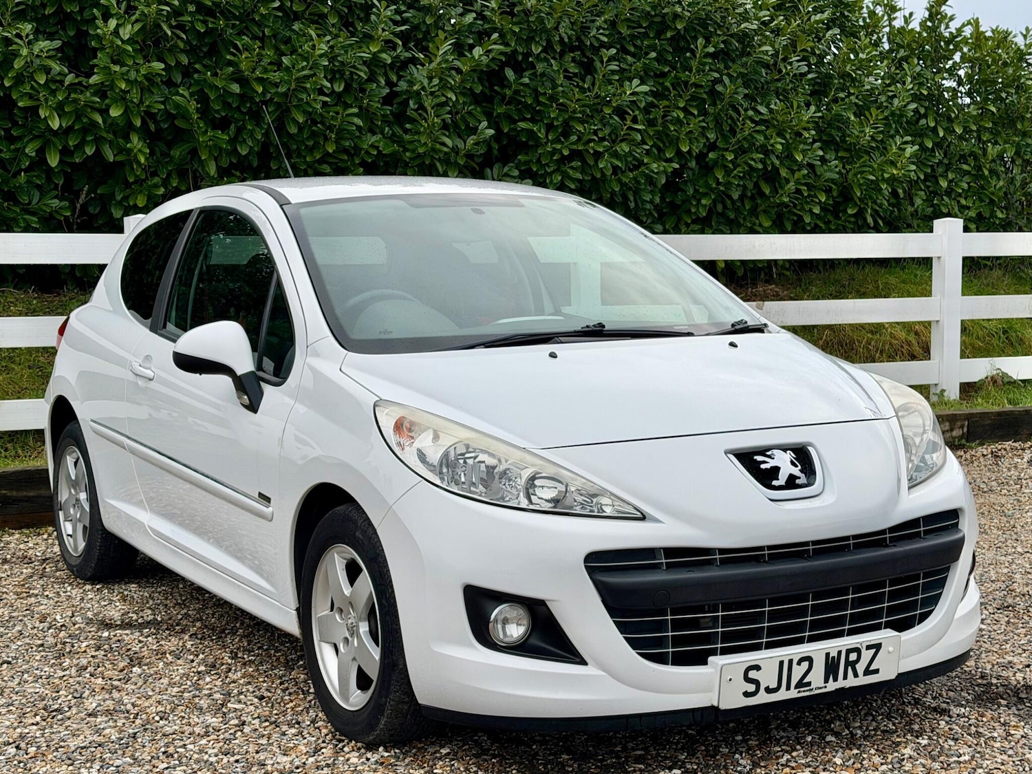 Used Peugeot 207 for sale - 77320969: Photo 2