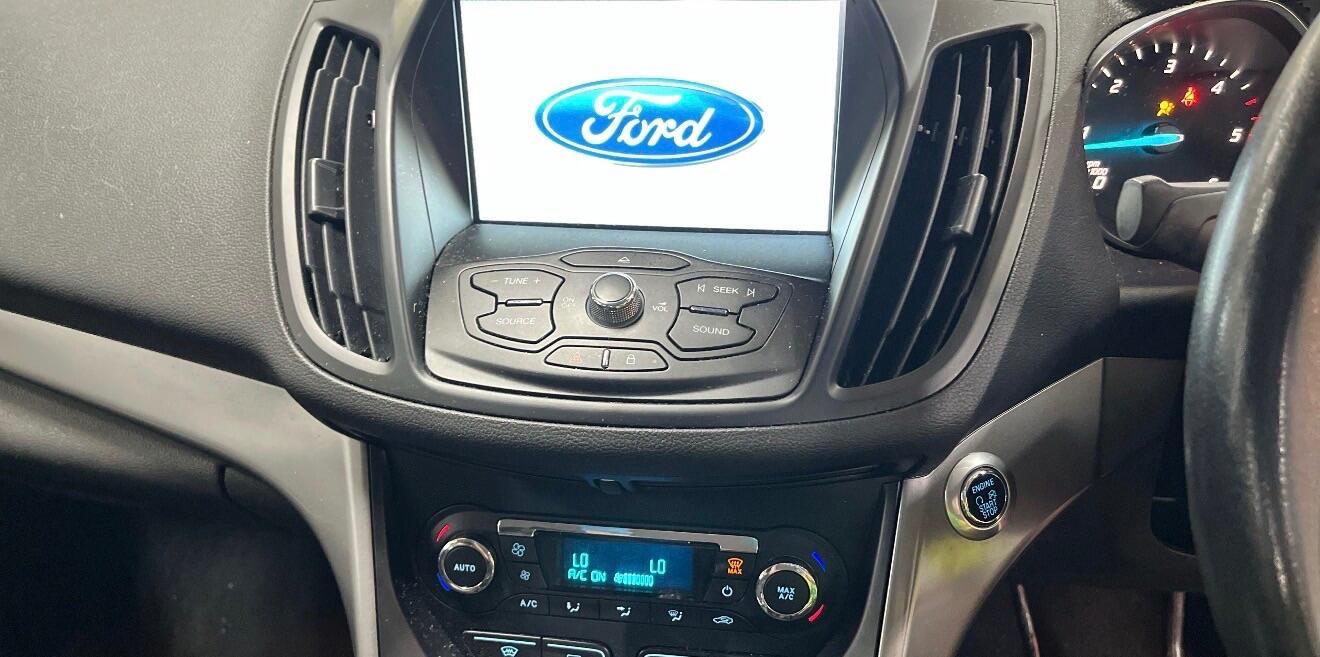Used Ford Kuga 2016 for sale - 76701815: Photo 2