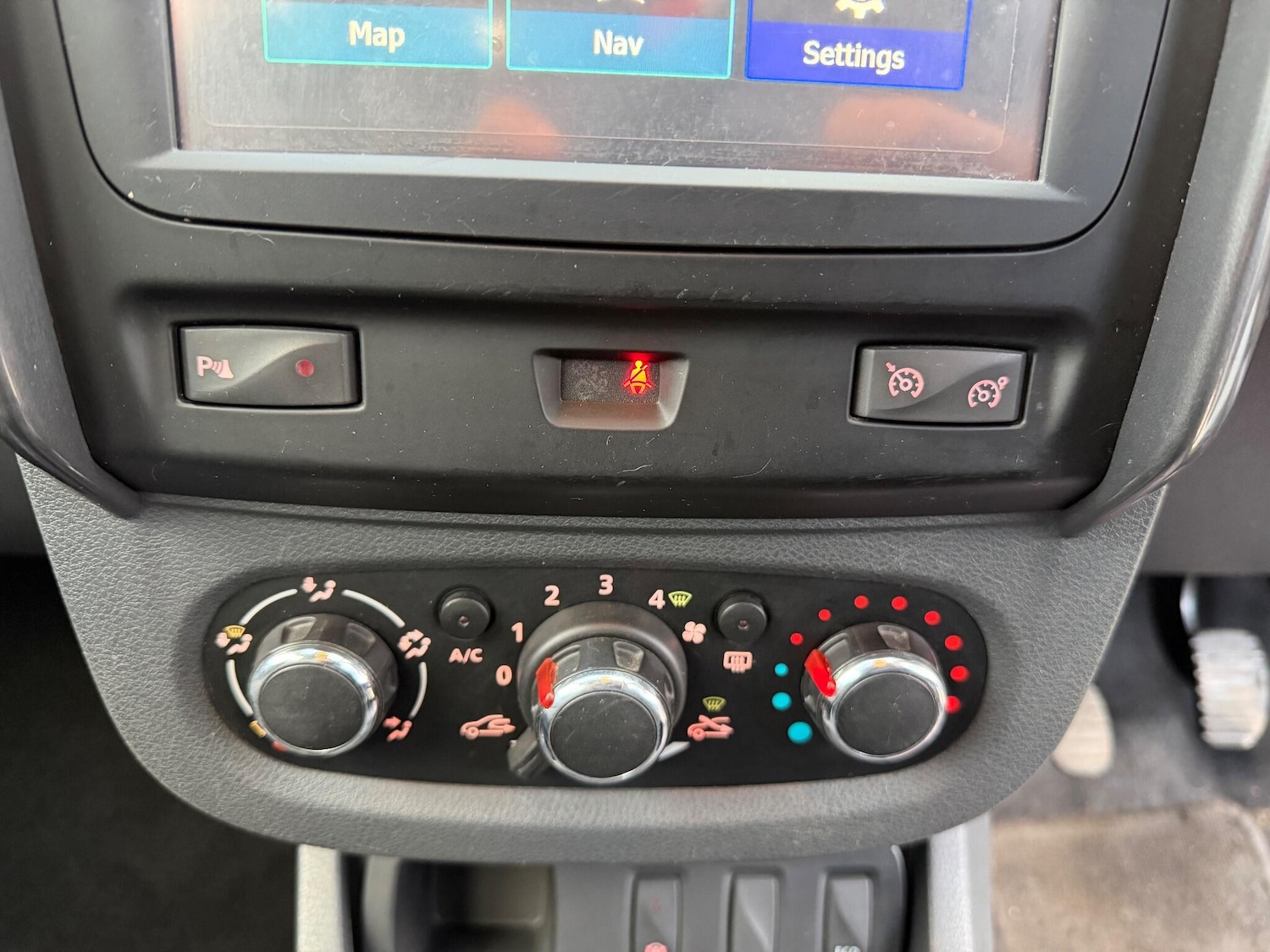 Used Dacia Duster 2016 for sale - 76646138: Photo 32