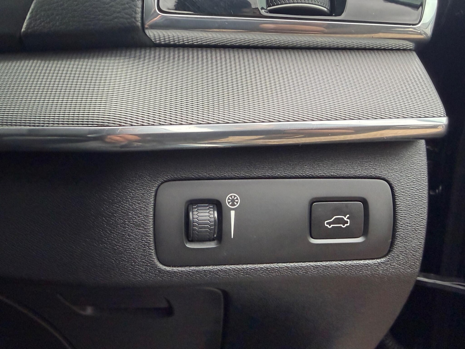 Used Volvo XC90 for sale - 77321059: Photo 34