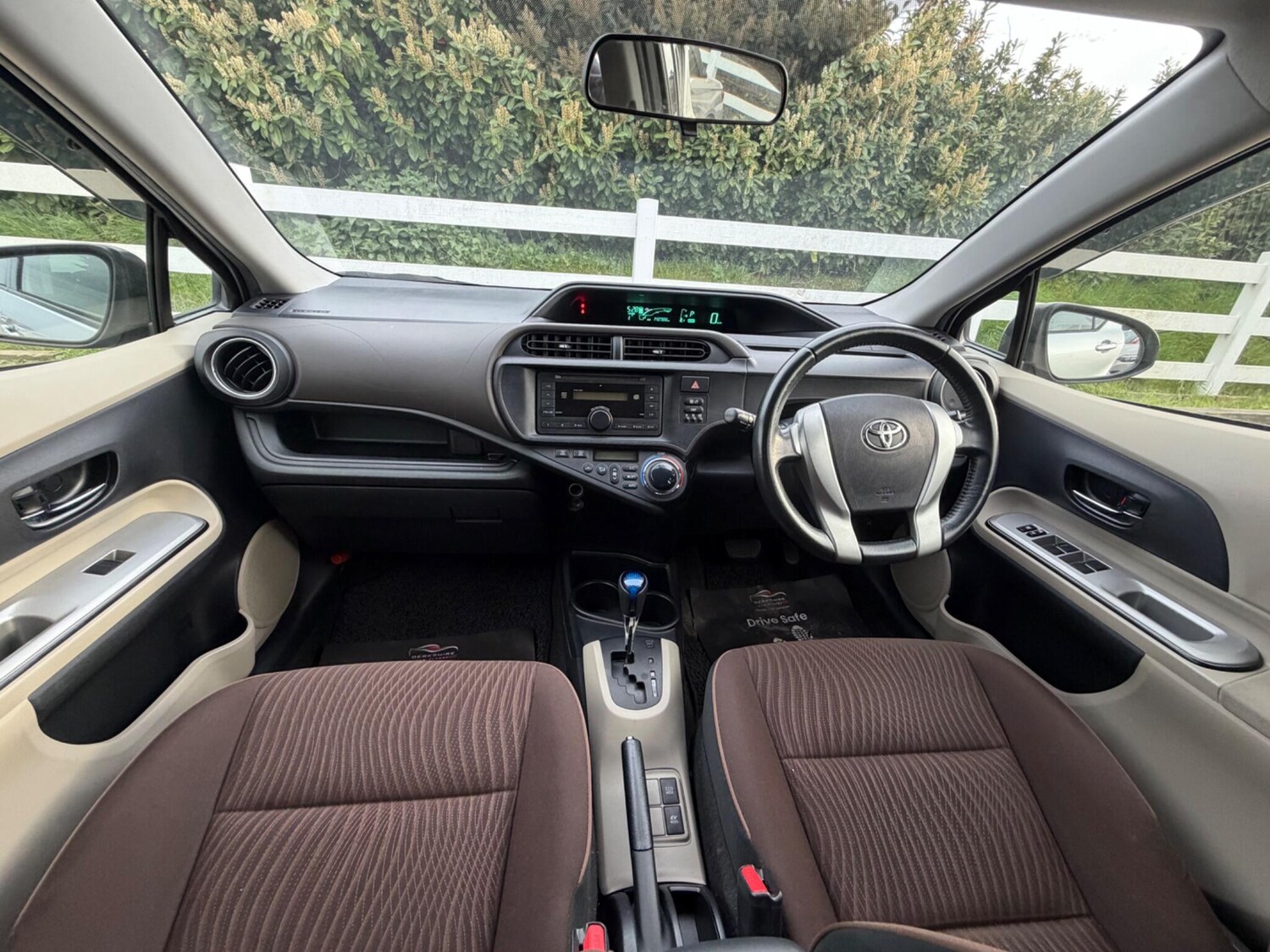 Used Toyota Aqua for sale - 78214577: Photo 16