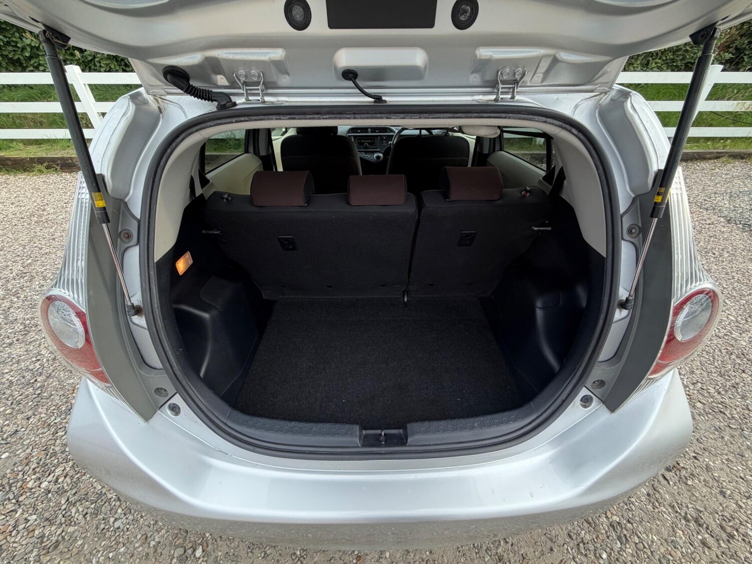 Used Toyota Aqua for sale - 78214577: Photo 26