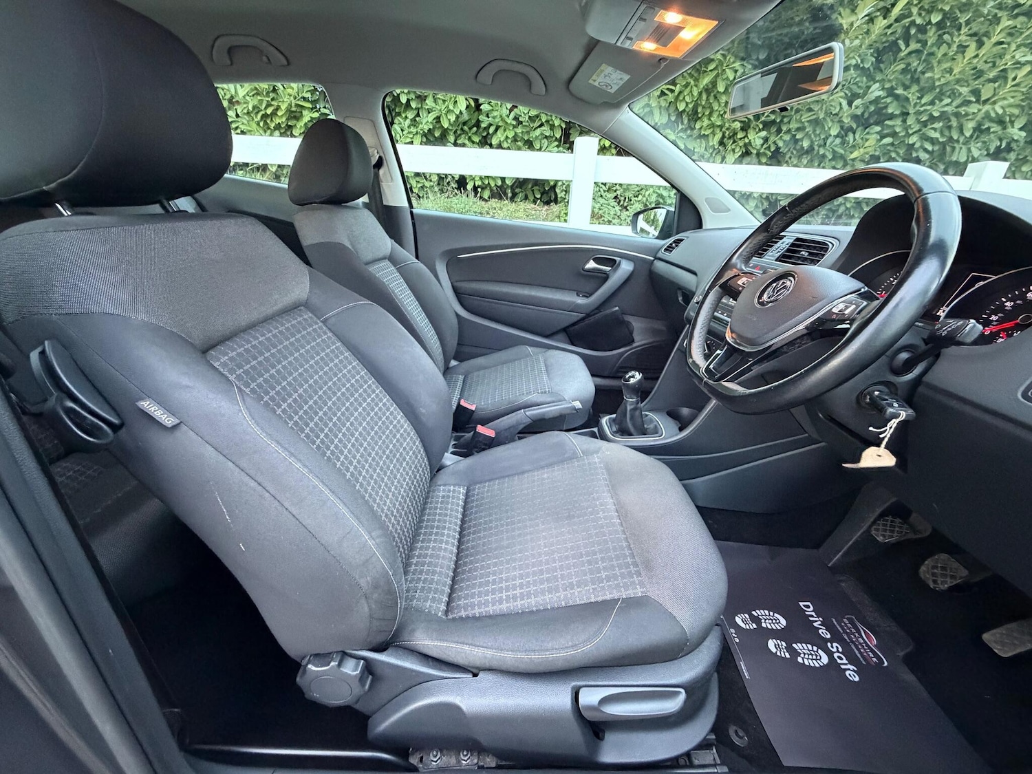 Used Volkswagen Polo 2015 for sale - 76645273: Photo 15