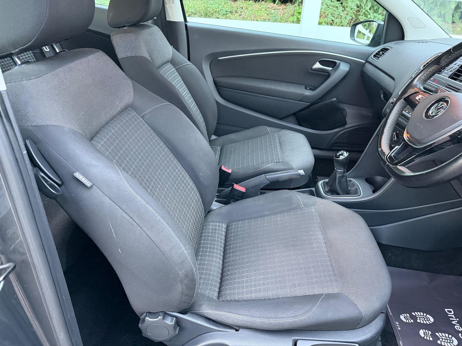 Used Volkswagen Polo 2015 for sale - 76645273: Photo 16