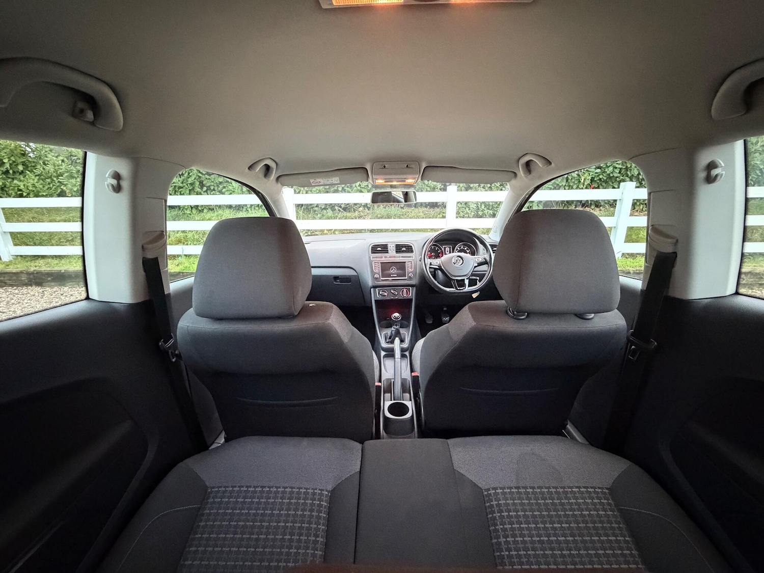 Used Volkswagen Polo 2015 for sale - 76645273: Photo 17