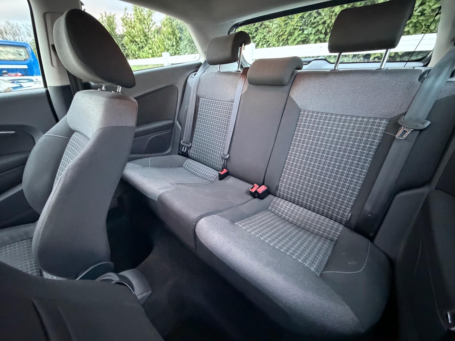 Used Volkswagen Polo 2015 for sale - 76645273: Photo 18