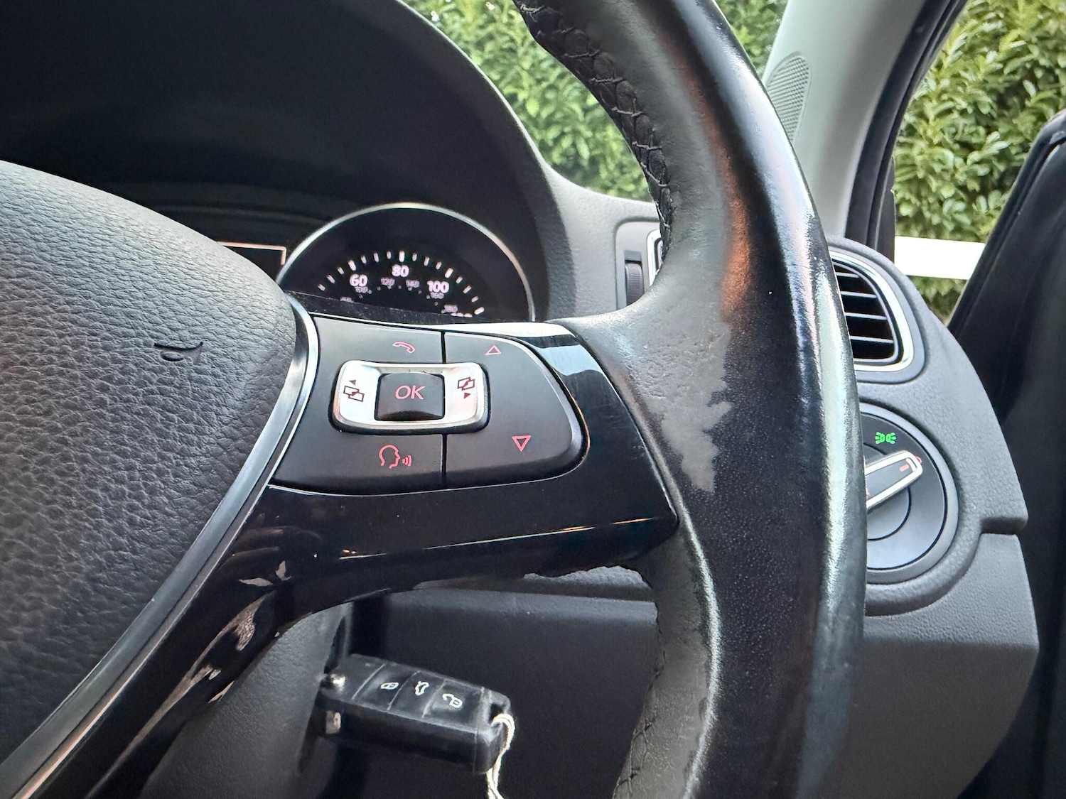 Used Volkswagen Polo 2015 for sale - 76645273: Photo 19