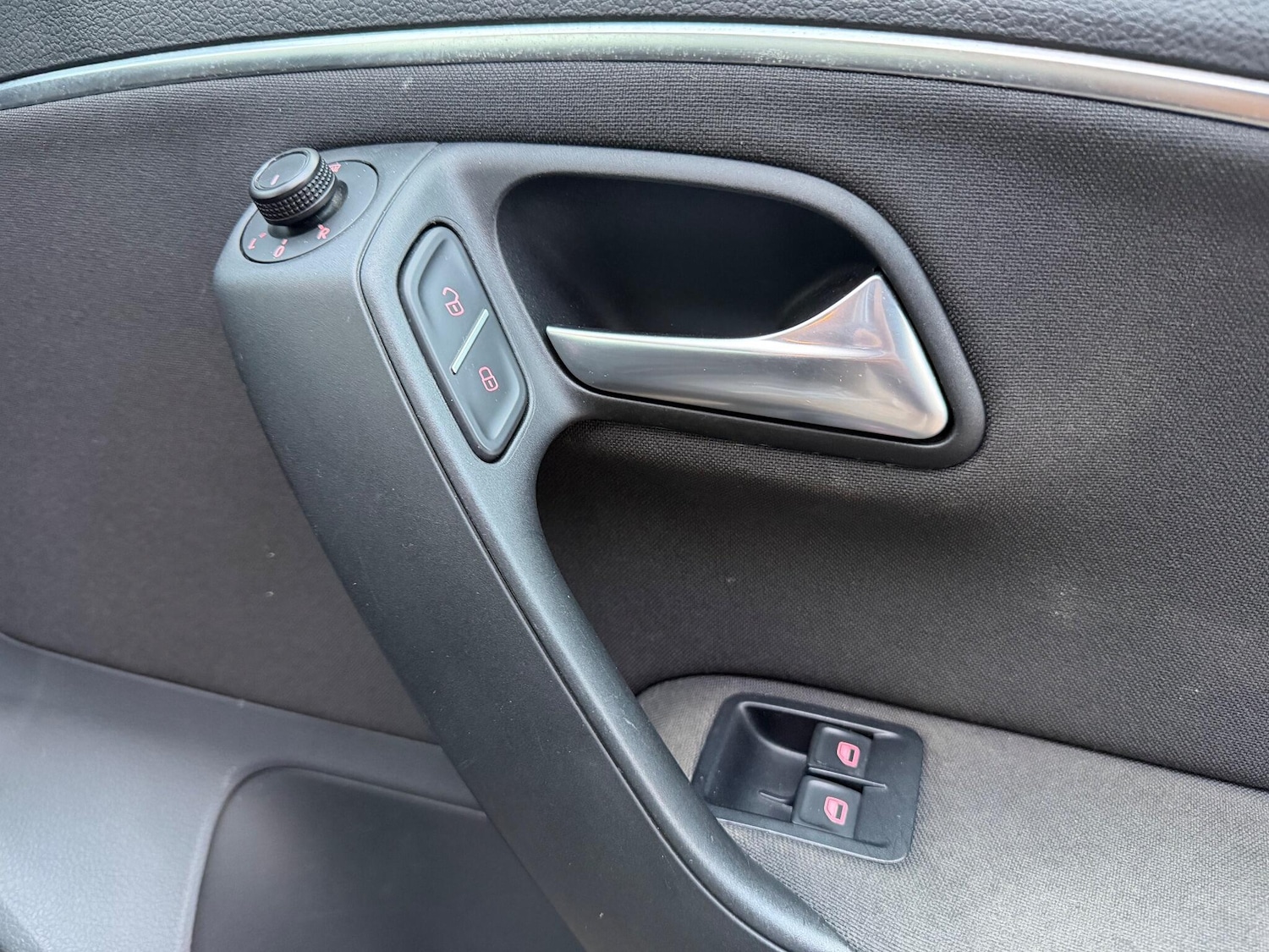 Used Volkswagen Polo 2015 for sale - 76645273: Photo 22