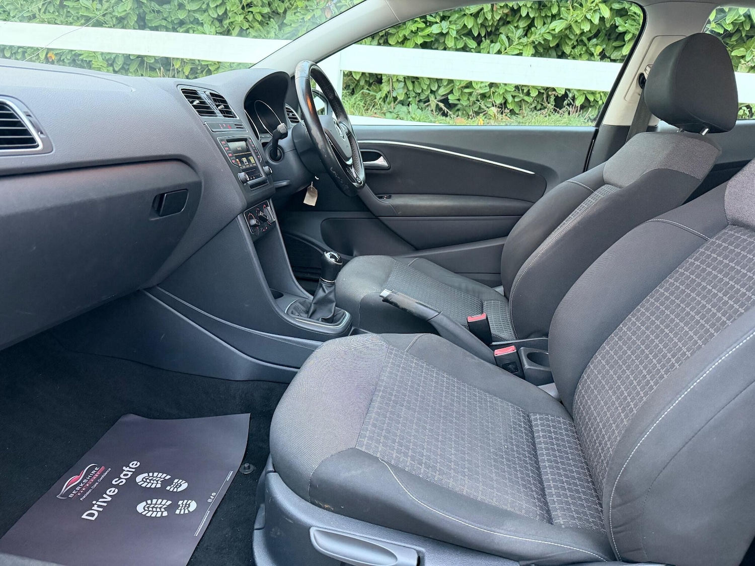 Used Volkswagen Polo 2015 for sale - 76645273: Photo 28