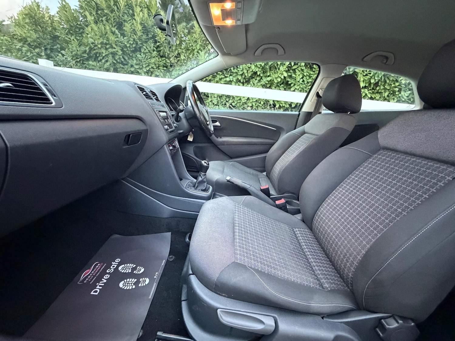 Used Volkswagen Polo 2015 for sale - 76645273: Photo 29