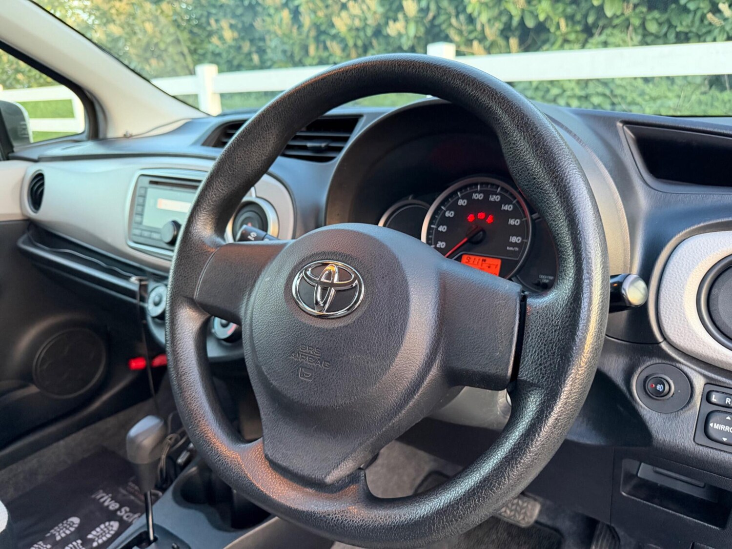 Used Toyota Yaris for sale - 78157147: Photo 25