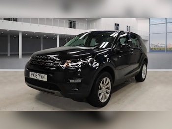 Used Land Rover Discovery Sport 2016 for sale - 77202706: Photo
