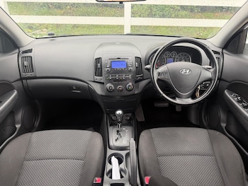 Used Hyundai i30 2011 for sale - 76850270: Photo