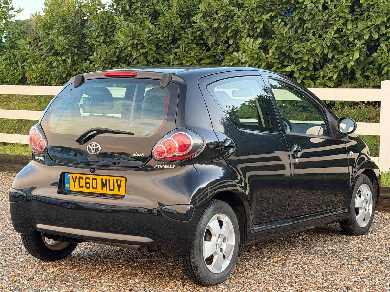 Used Toyota AYGO 2010 for sale - 76823992: Photo 14